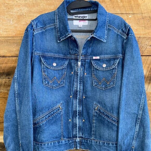 Wrangler-Barbie denim Jean jacket sz XL LE 
Classic 60s jean jacket New w/tags - Picture 8 of 16